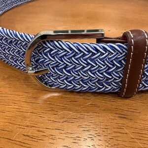Beltology men’s stretch, braided belt, blue, and white size large